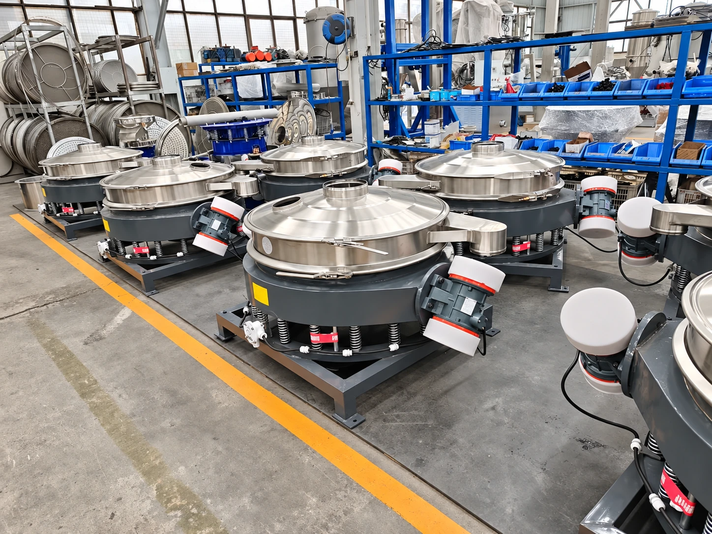 Screening equipment assembled in the workshop